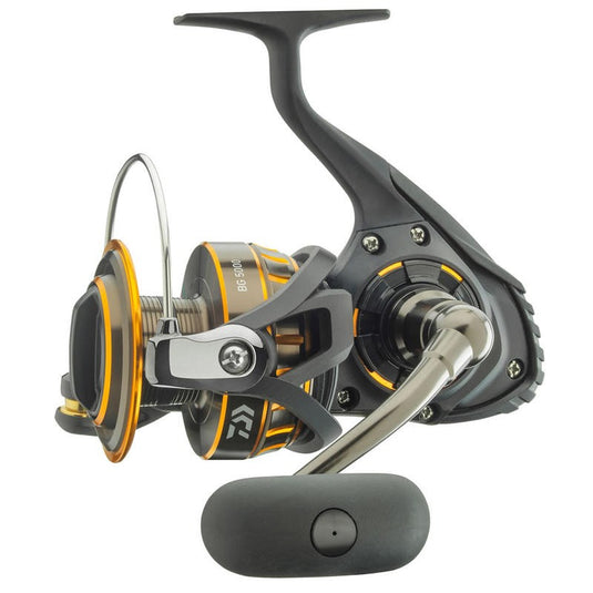 Daiwa naviják BG 8000