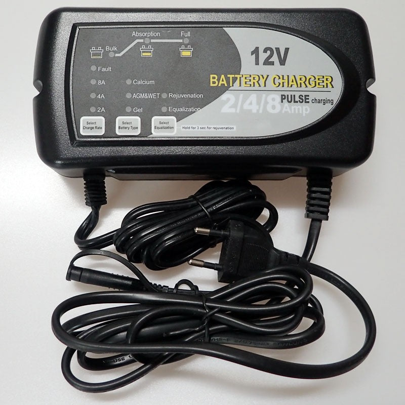 Načtěte obrázek do galerijního prohlížeče, Automatická nabíječka fgForte 12V (2A/4A/8A)
