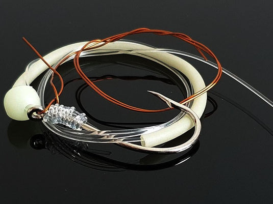 Vláčecí háček s mosaz. drátkem 10/0